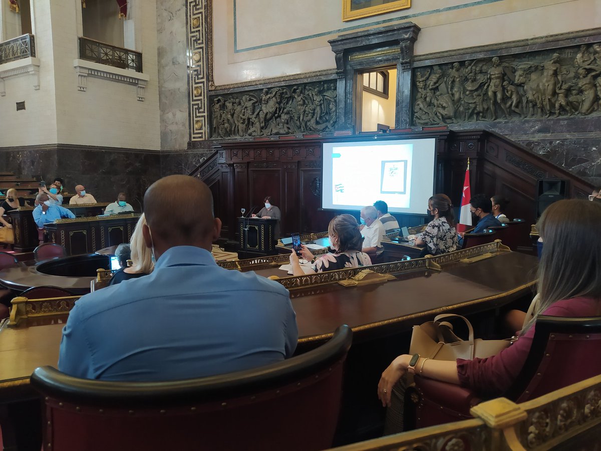 MINCEX_CUBA's tweet photo. #Jóvenes del #MINCEX participan en encuentro en la @AsambleaCuba para intercambiar y compartir ideas.
#Cuba #CubaViveYTrabaja https://t.co/x0BURzgxUB