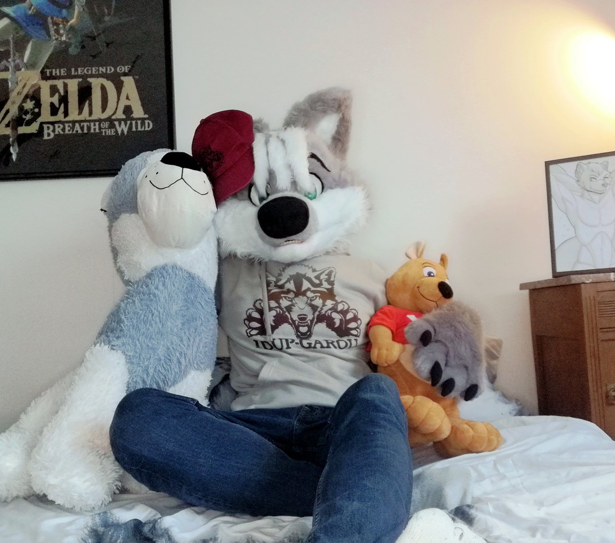 KilgarrahThomas's tweet photo. -FR-
Aujourd'hui, j'ai décidé d'être un loup-garou. Parce que j'adore cette montagne russe !

-EN-
Today I decided to be a werewolf. Because I love this rollercoaster!

#fursuiting #fursuit #cutefursuit  #plushies #plushieslover #coasterfan #parkfan #Walibi #walibibelgium https://t.co/kTYbnvXDHa
