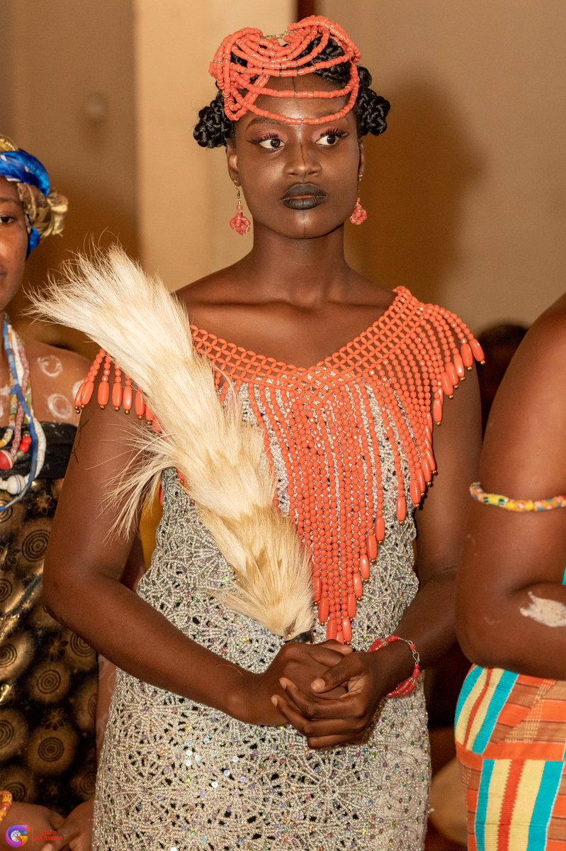 SrcCentral's tweet photo. Who wears the crown as the next #FaceOfCU Queen? https://t.co/dR5oxZMREa