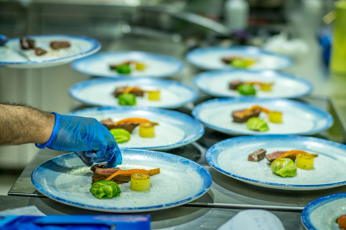 khaleejtimes's tweet photo. #TheHotelShow #TheChefsTable #Culinary #food 

Photos: Shihab / KT https://t.co/cg7lEVB3mf