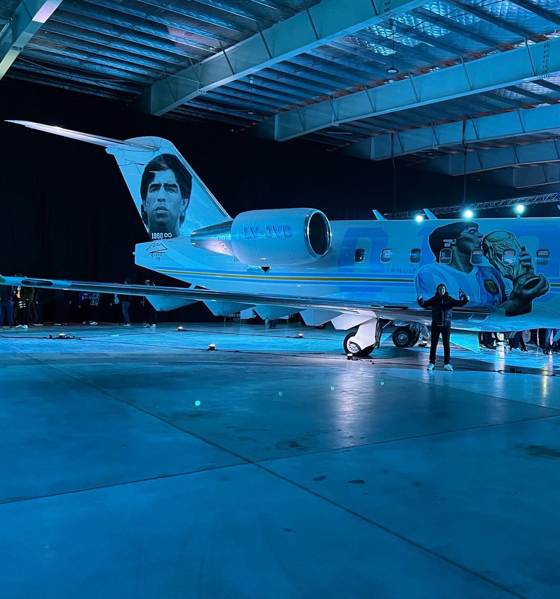 Y por arriba… Solo pasan los aviones… <a href="/TangoD10S/">Tango D10S</a>