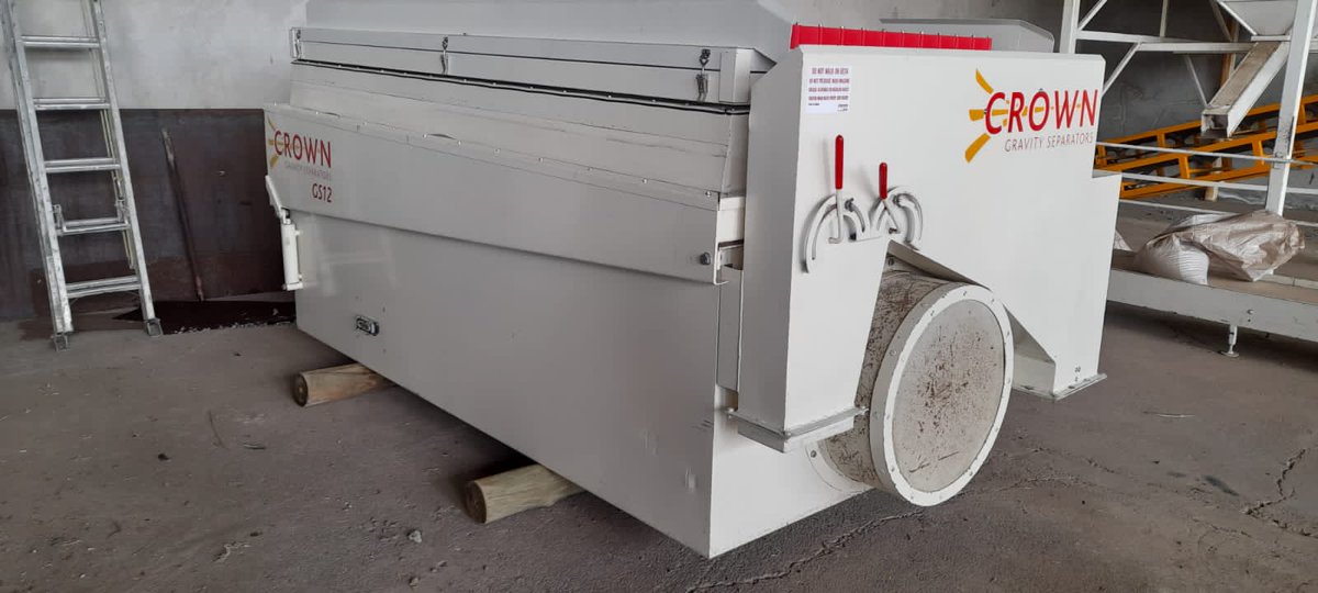 StuartBarden's tweet photo. Thankyou to @GravitySeparate ,we received our new to us (reconditioned) gravity separator to help clean our beans to final seed quality today at Ausquest farm, always a relief to have things arrive in one piece from OS. https://t.co/lhOBkZKEgY