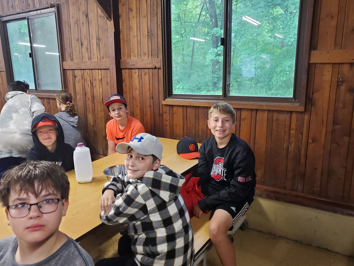 amhamrick1's tweet photo. Breakfast @Otsego_Grade6 https://t.co/lcKsD0f2Ll