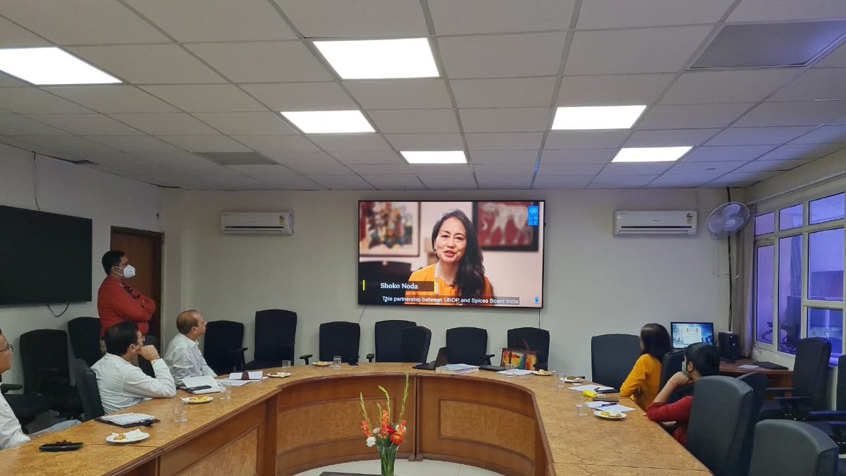 Had an excellent brainstorming with @CSIR_NISCAIR on how <a href="/UNDP_India/">UNDP India</a> #AccLabIndia could join forces in accelerating innovations in India &amp; how <a href="/UNDPAccLabs/">UNDP Accelerator Labs</a> global network could be leveraged for collective intelligence <a href="/shokonoda/">Shoko Noda</a> <a href="/RozitaSingh/">Rozita Singh</a> <a href="/swetha_kolluri/">Swetha Kolluri</a> <a href="/Gina_labs/">Gina Lucarelli</a> <a href="/leursism/">Bas Leurs</a>