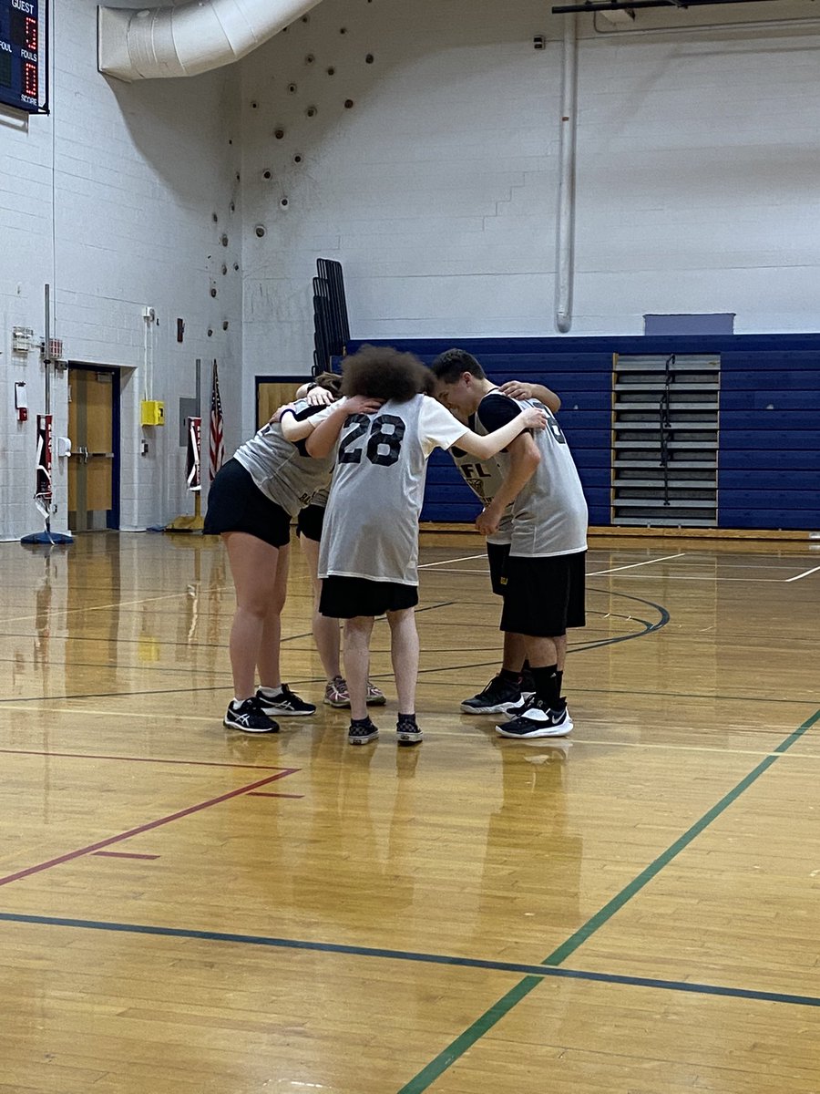 HflUnified's tweet photo. This is it… the last game of the ‘22 season👀we did it and now it’s time to close out this season with one last hoorah🥳thank you to everyone who’s support and dedication has let us get to this point, without you this program wouldn’t be possible❤️ https://t.co/H8gC1Ve9eG