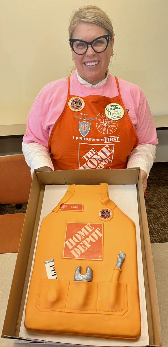 Happy Belated Birthday to our new HRM Tonja🎉🥳🎈. We are excited to welcome you to the Troy DFC #6707 family!