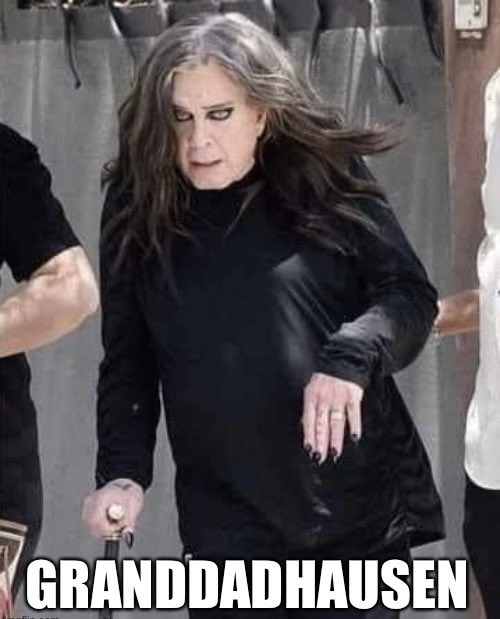 very nice very bad kneevils <a href="/DanhausenAD/">Danhausen</a> #danhausen #AEW #AEWDynamite