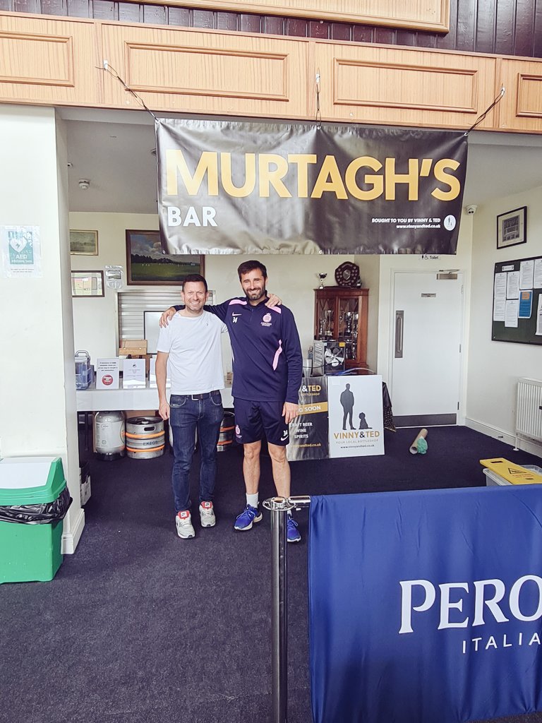 If you're down at Radlett for the @VitalityBlast to watch @Middlesex_CCC kick off our campaign, get yourselves into the bar to sample some of @vinnyandted produce. We will be pulling pints and serving wine too