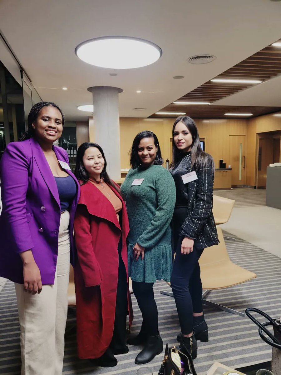 RFAdvice's tweet photo. Representing #RFAdvice at the #WomenInFinanceNetwork event at #AllanGray – Finding Your Voice and Boosting Your Confidence. Guest Speaker: Verity Price, World Champion Public Speaker. P.S. Inge won a Verity Price book! https://t.co/JlnMi61p2C