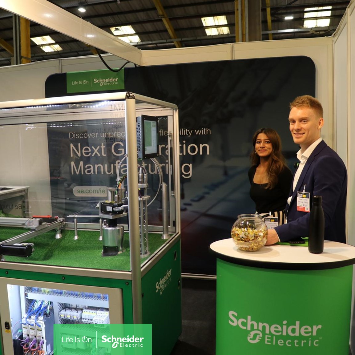 Mark_Yeeles_SE's tweet photo. It’s been great to connect with faces old and new at the @NationalMSC in Ireland this week. If you’re here, join us on stands P08 and B11 as we showcase our solutions for #NextGenerationManufacturing. @SchneiderUKI #IndustriesOfTheFuture https://t.co/zUwCmMyMWT