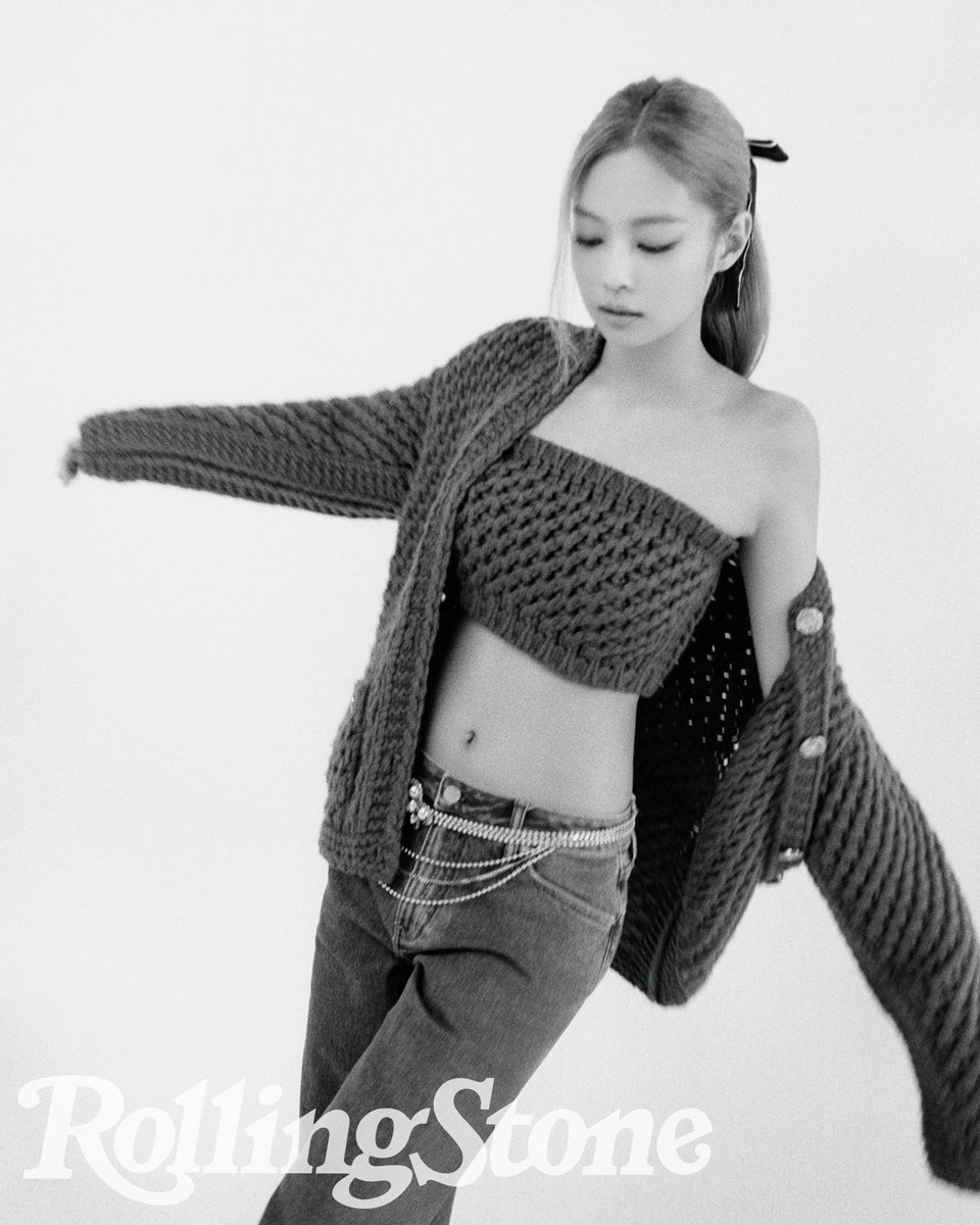 RollingStone's tweet photo. Jennie of @BLACKPINK for Rolling Stone. Shot by @peterashlee. #BLACKPINKxRollingStone #블랙핑크 

https://t.co/HQ3WhhvYwS https://t.co/jcRPmprMly