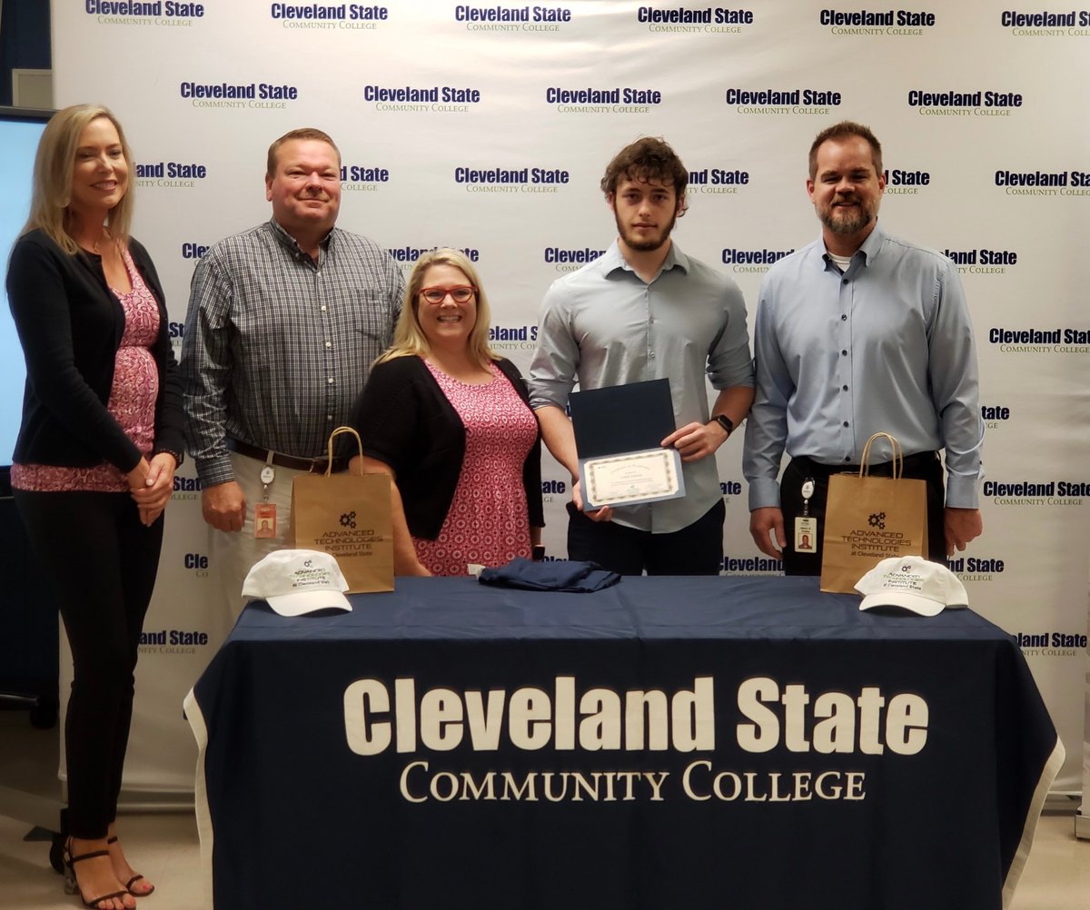 and_bcs's tweet image. Proud of Caleb Janzen,  @WalkerValleyHS 2022 graduate, on his acceptance into the Advanced Technologies Institute @clevelandstate. Congrats on signing with McKee Foods!