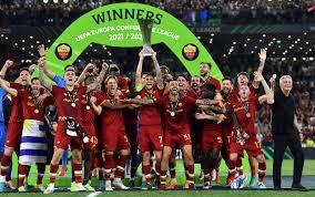 Potereaisith's tweet photo. Bryan Cristante ha vinto più trofei europei di Chiellini e Bonucci
#OptaMax https://t.co/46C2k9rGnr