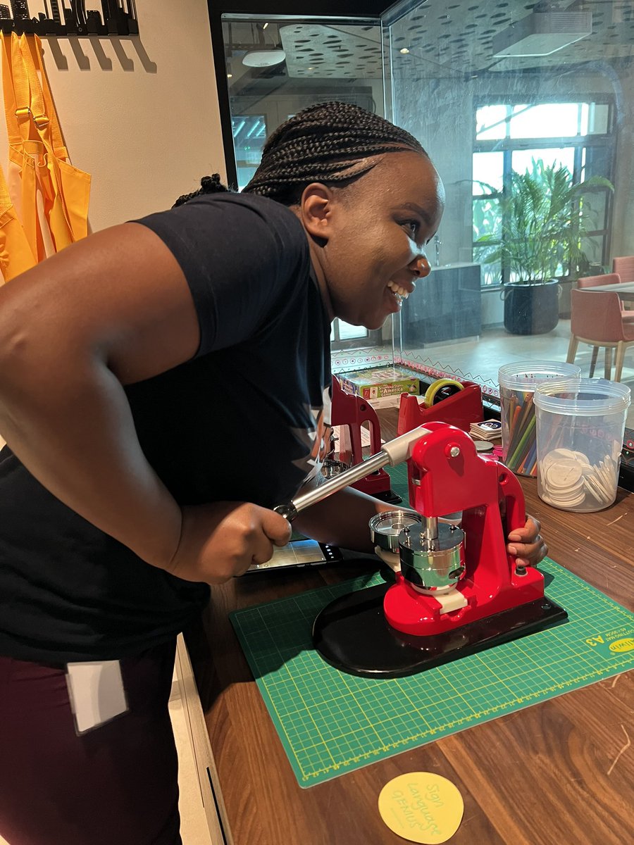 jennylayfluffy's tweet image. Playing in the new Microsoft Africa Development Center Garage! All the toys, including 3x 3D printers and badge maker.. oh the inclusive hack possibilities.. #A11yRocks