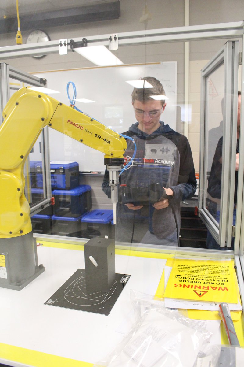 NCCRocks's tweet photo. Check it out! @MarlenIntl donated two industrial electrical cabinets, &amp; @AttendKCTech students have been in them connecting wiring to the Programmable Logic Controller. They have also been finalizing their Fanuc industrial robot programs for pick &amp; place routines. #NCCRocks https://t.co/wIsPVe5Kdl