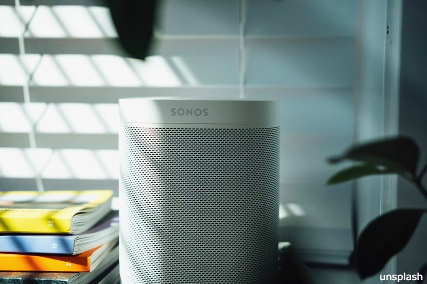 #Sonos is pressing a California federal judge to learn more details about a judicial clerk that was recently revealed to be a stock owner and former #Google employee, with whom Sonos has been in patent war. The information is leading to questions related to #ethicalconflicts.