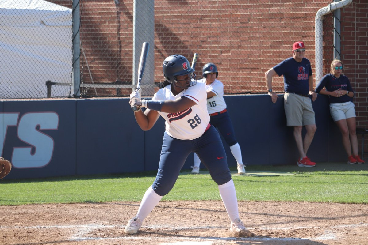 Muskogee Athletics (@muskogeea) on Twitter photo Good luck to Muskogee's own Elexis Watson and <a href="/rsusoftball/">RSU Softball</a> at the <a href="/NCAADII/">NCAA Division II</a> Softball Championship.
Watch Elexis and the Hillcats here
ncaa.com/game/6001945 at 2:30 p.m. TODAY in the first round.
#RougherPride #TheMuskogeeWay Good luck to Muskogee's own Elexis Watson and <a href="/rsusoftball/">RSU Softball</a> at the <a href="/NCAADII/">NCAA Division II</a> Softball Championship.
Watch Elexis and the Hillcats here
ncaa.com/game/6001945 at 2:30 p.m. TODAY in the first round.
#RougherPride #TheMuskogeeWay