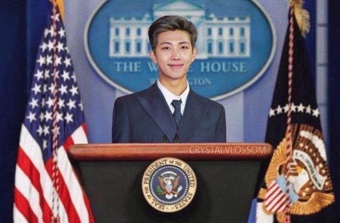 الرئيس كيم نامجون وهو يلقي خطابه بالبيت الابيض ، محبوب الجماهير و قوته تقفل ملفات كل الرؤوساء