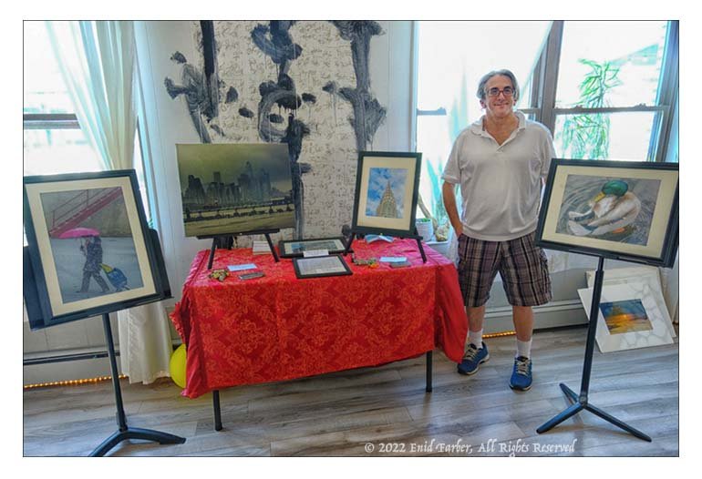 Was an honor to participate in #artforukraine exhibit / sale last weekend at <a href="/FortLeeYoga/">Pure Bliss Yoga & Art</a>, where I sold my "Central Park Duck" print and donated $300 of proceeds to <a href="/MaksimC/">Maksim Chmerkovskiy</a> 's #baranova27 in #FortLee.
