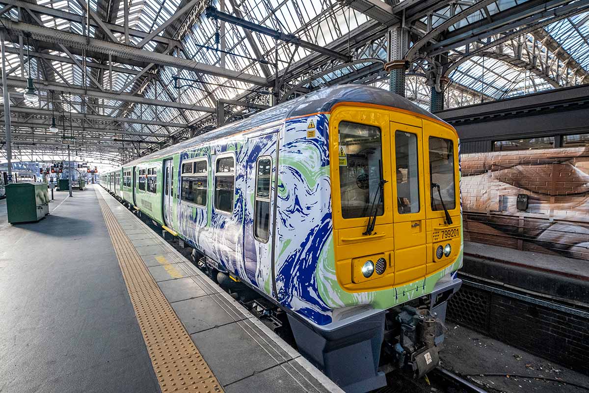 MetaStream®, from Metamark, helps you to make recyclable liveries and commercial graphics for your customers. Find out more here ow.ly/O57g50JgyfT #metamarkuk #metamarkeverywhere #metastream #vinyl #liveryvinyl #recyclevinyl #recyclablevinyl #liverygraphics