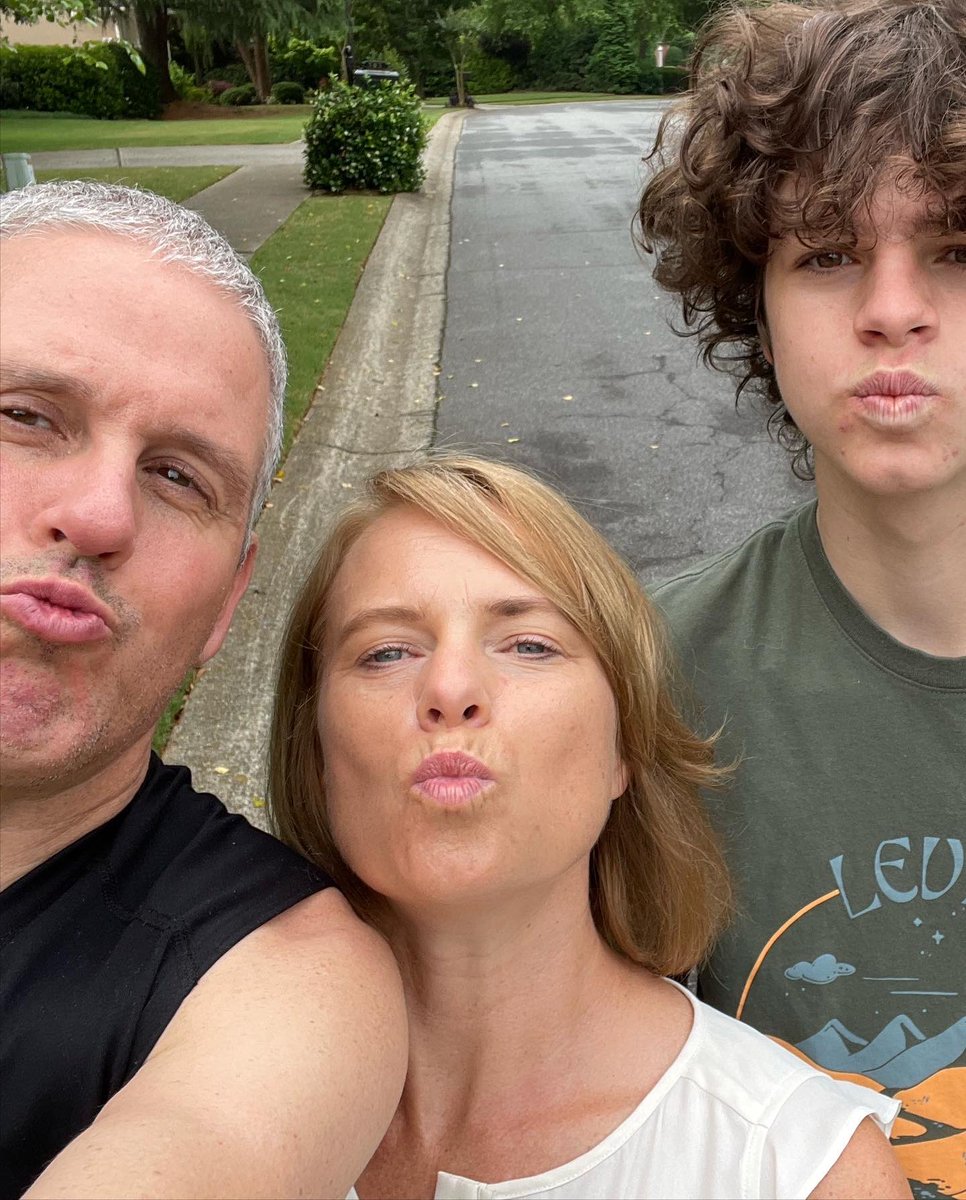 KissesForHearts's tweet photo. We made our best #kissyface for the #puckerupchallenge on #lastdayofschool #lastdayjunioryear #golfwang @golfwang @converse Send #heartkisses to someone you #love #1in100 #CHD #chdawareness #chdwarrior @american_heart @childrensatl @EnduringHearts #Donate https://t.co/mz42TwxI81 https://t.co/EFRugKcnBI