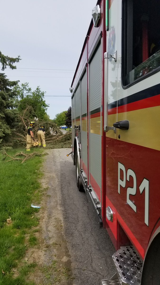 OttFire's tweet photo. Keep going, #Ottawa. 

#StrongerTogether https://t.co/L86L9ePMqJ
