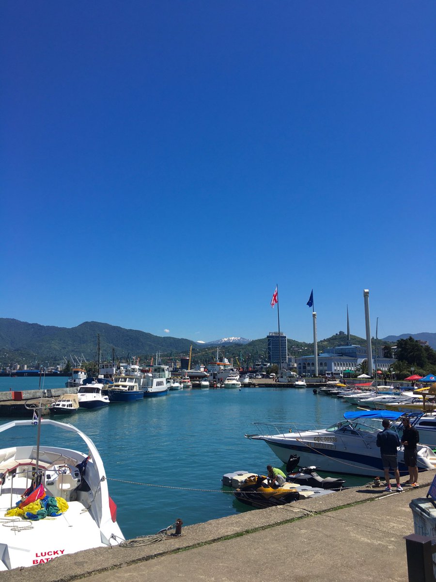 Hello people!
I'm sure everyone had a wonderful day today!
Love this place...
#NFTCommunity #NFTfamily #NFT 
#sunnyday