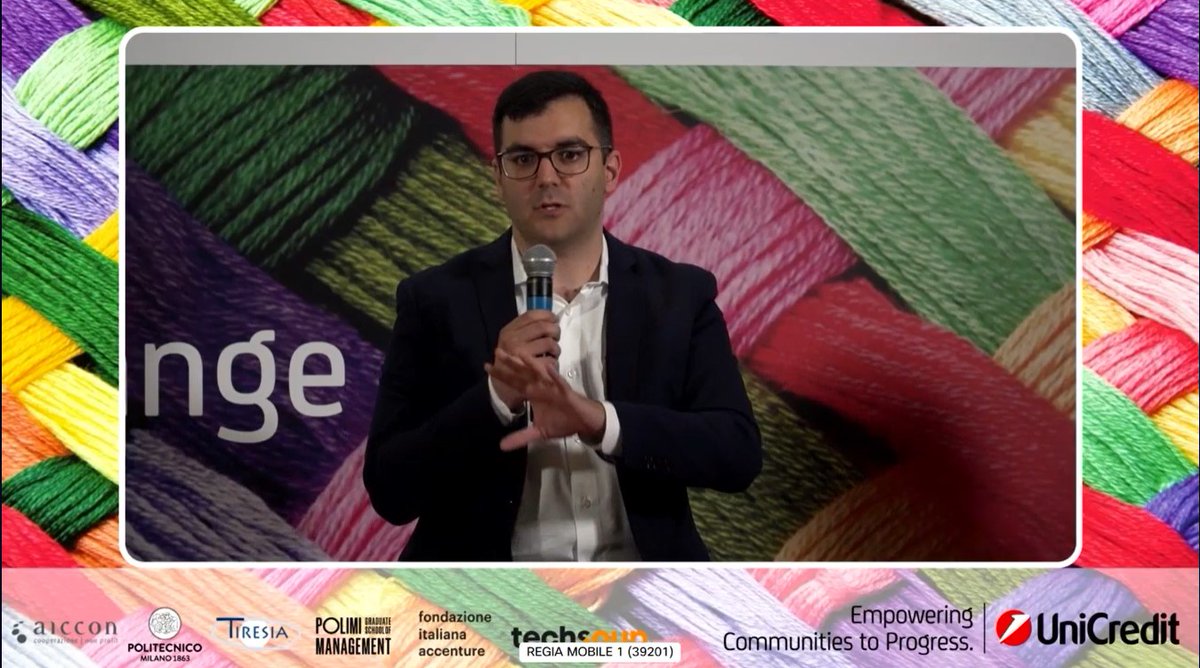 🗣️#Tecnologia come fattore abilitante di nuovi paradigmi
📺 Fabio Fraticelli, Chief Operating Officer <a href="/TechSoupItalia/">TechSoup Italia</a> 
<a href="/UniCredit_IT/">UniCredit Italia</a> #RoadtoSocialChange
roadtosocialchange.apply-idea360.com