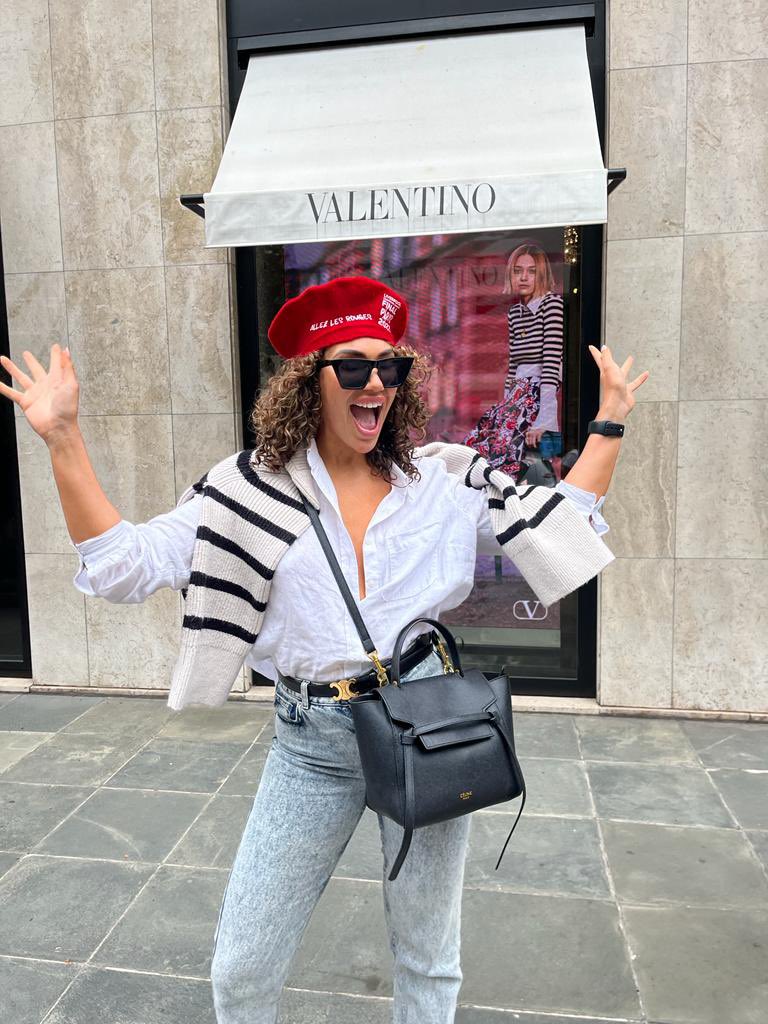 LesRougesTweet's tweet photo. The Girls have arrived in Paris!❤️🙏⚽️😎

 Support The Reds with the Allez Les Rouges Beret!   Link in bio! https://t.co/tcm8nOUWKS   #liverpoolberet #allezlesrouges #lesrouges #liverpool #ynwa #anfield #liverpoolfc #premierleague #lfcfamily #allezparis #allezallezallez #lfc https://t.co/bEYKCuNg4N