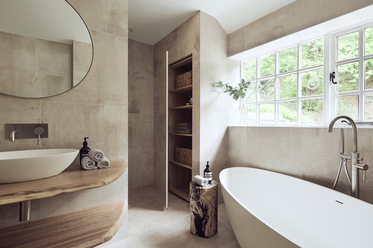 Bringing nature indoors 

We have been appointed to create a luxurious yet relaxing bathroom, contemporary in style but sympathetic towards the nature of the cottage… 

#interiorarchitecture #interiordesignercheshire #luxurybathroom #bathroomdesign #interiordesign