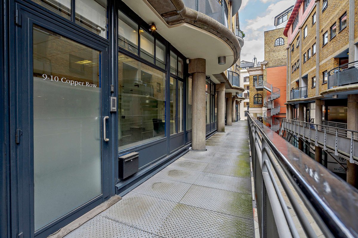 _SouthwarkIntro's tweet photo. #OfficeSpace available now at 9-10 Copper Row, in the heart of #ShadThames overlooking @CourageYard.

🔹2,238 sq ft
🔹2 x meeting rooms
🔹Kitchenette
🔹1 x private office

Enquire now at https://t.co/E9OiA0Knkg 

#Londonoffice #Londonbusiness #Bermondsey #SE1 https://t.co/BsakSR7Uwd