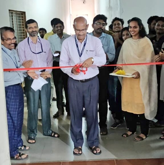 TechYuva's tweet photo. Tech Yuva 22 Office "War Room" inaugurated by Dr. Thomas Pinto, Dean of Srinivas University Institute of Engineering & Technology, Mukka, Mangaluru...
#TechYuva #TechYuva22 #SUIET #SrinivasUniversity #Mukka #TechFest https://t.co/yarrsFMVSg
