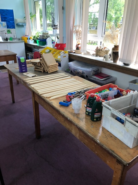 Cedar Class got started on their wooden bascule* bridges. #designandtechnology
*from the French word for 'see-saw'