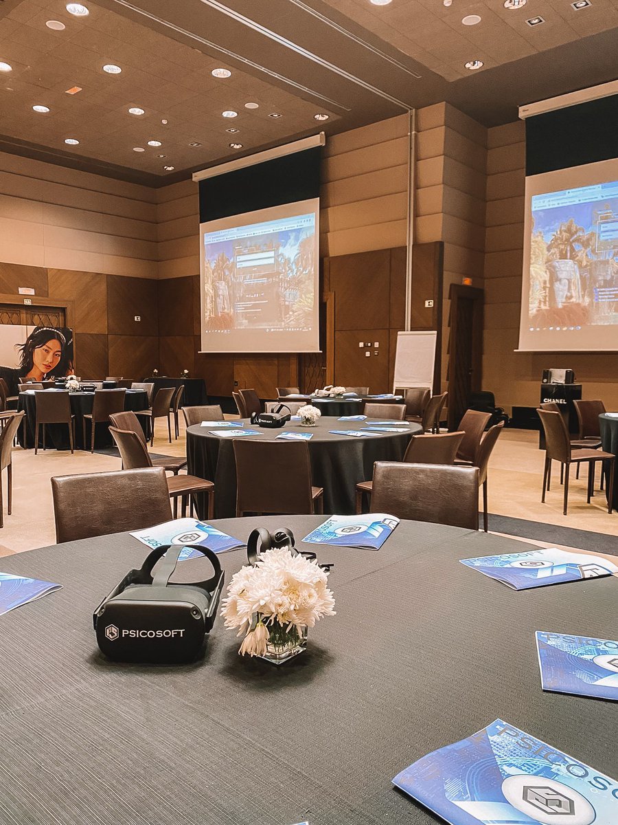 PsicosoftRedes's tweet image. Todo listo para una jornada de lujo en la Convención Anual de CHANEL.

El reto, la colaboración a través de la Realidad Virtual.
El escenario, el hotel Asia Gardens.

¡Lujazo! ¡Empezamos!

#rrhh #desarrollohumano