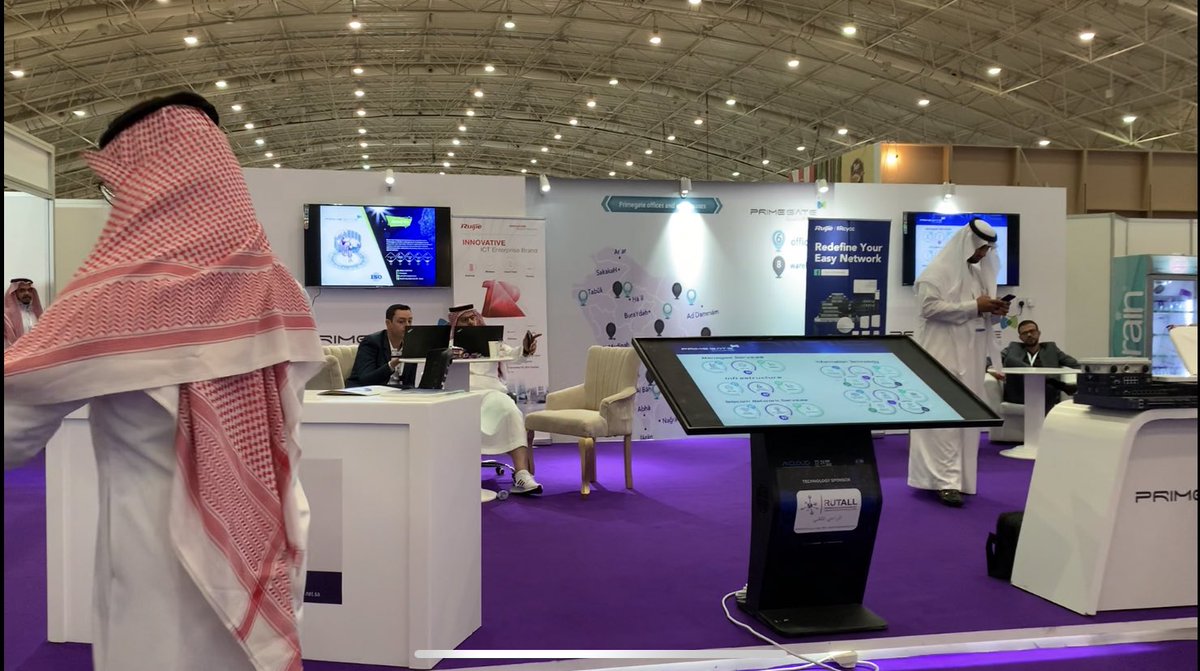 primegate_'s tweet photo. نفخر كوننا الراعي الفضي لـ  #AICloudExpo2022 ولمشاركتنا بهذا الحدث بجانب العديد من كبرى الشركات في عالم التكنولوجيا والتقنية، ونتطلع أن نلقاكم بمناسبات أخرى 
#البوابة_الأساسية https://t.co/gZ7Lg7BwHJ