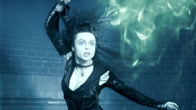 SeriesUpdateFR's tweet image. Joyeux anniversaire à Helena Bonham Carter qui fête ses 56 ans aujourd'hui ! 🎊