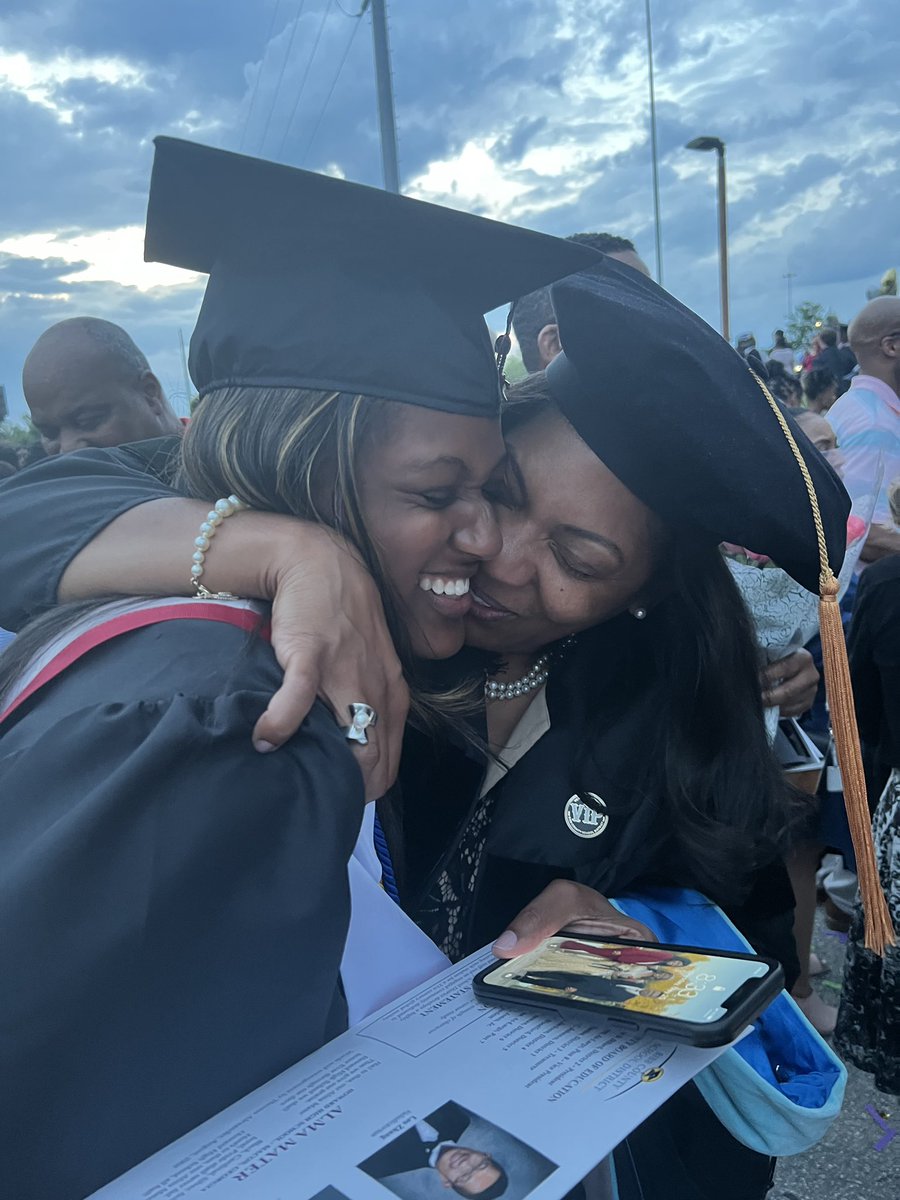 LaToya Dennis Smith tweet media