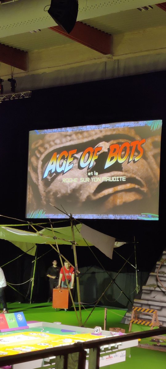 ESIALRobotik's tweet image. Ce moment où tu te dis que le titre de cette année est plutôt bien choisi 😵 #murphy #malediction #CDR2022