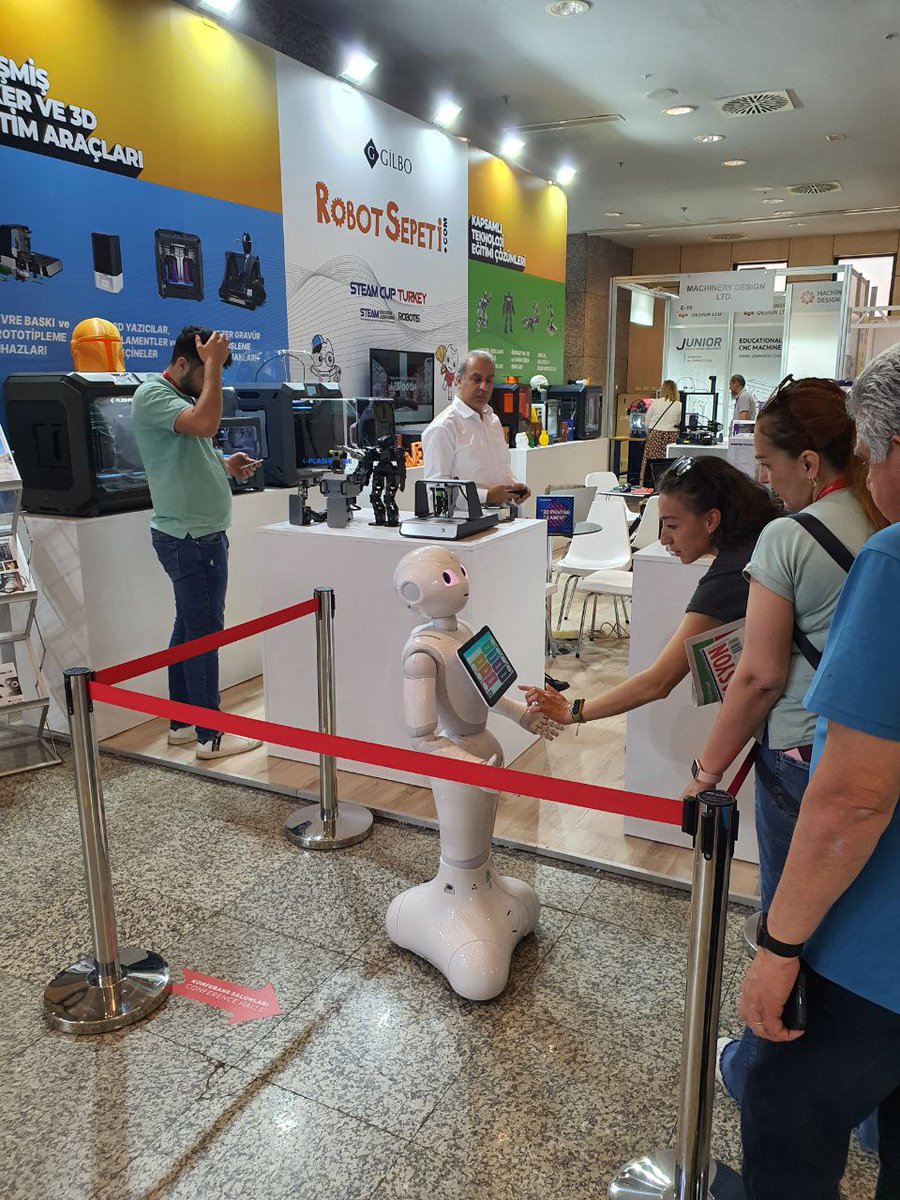 GESS TÜRKİYE EĞİTİM TEKNOLOJİLERİ VE ÇÖZÜMLERİ FUARI 

#fuar #stand #robot #3d #robotsepeti #robotis #flashforge