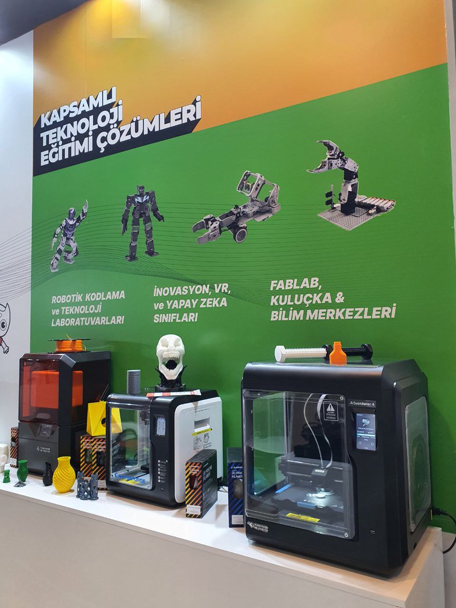 gilboTurkey's tweet photo. GESS TÜRKİYE EĞİTİM TEKNOLOJİLERİ VE ÇÖZÜMLERİ FUARI 

#fuar #stand #robot #3d #robotsepeti #robotis #flashforge https://t.co/ZzOc1V3myw