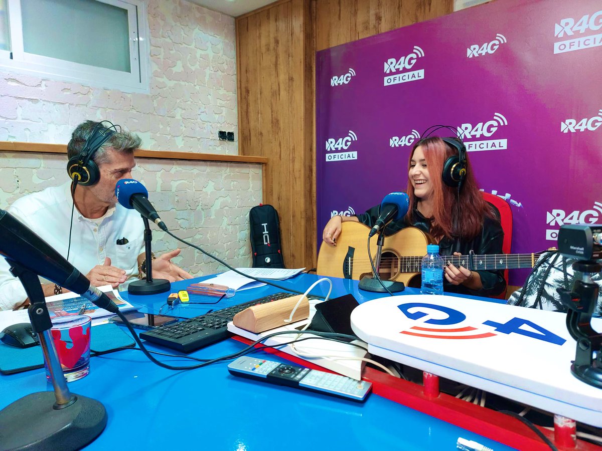 martasoto's tweet photo. Gracias por la entrevista compañerxs! Me ha encantado ❤️@desdeqamanece4G https://t.co/xFWhGfbRpx