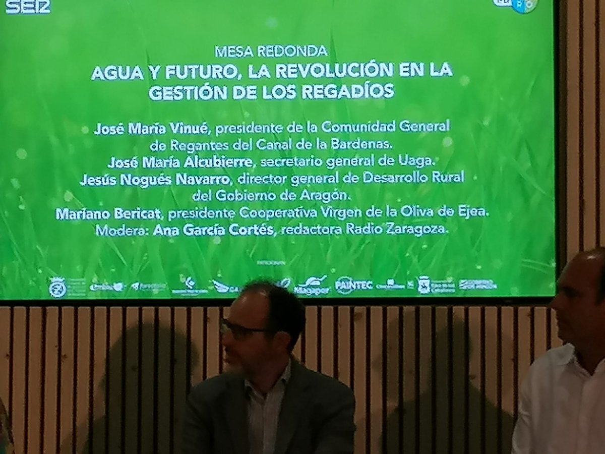 SOFEJEA's tweet photo. Interesante panel de expertos sobre 'Agua y futuro, la revolución en la gestión de los regadíos' en el #idagro #Ejea https://t.co/h7SHboVg8t