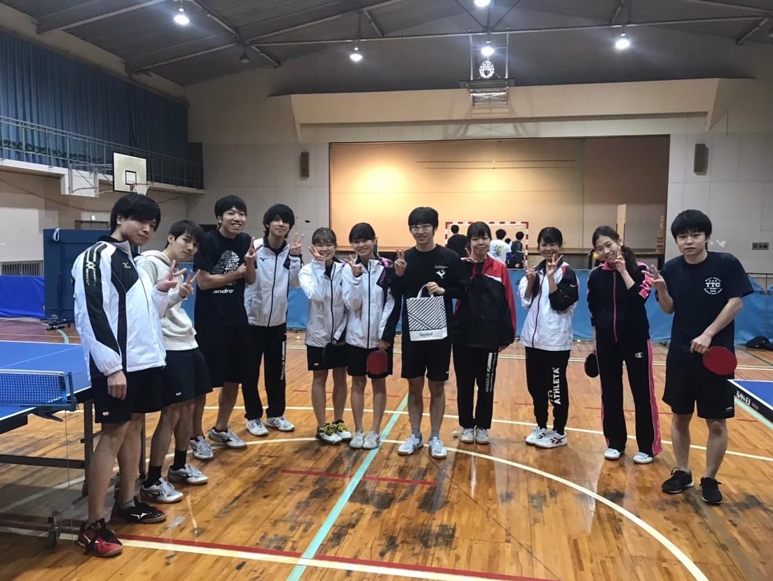 nmupingpong's tweet photo. ④医看合同で練習できる‼︎

卓球部では、医学科も看護科もプレイヤーとして部活に参加できます🏓練習メニューを工夫しながら、男女混合で活動しています😊

卓球のことはもちろん、医看ともに優秀な先輩が多いので、勉強や試験のことも聞けちゃいます🧏‍♀️🧏‍♂️ https://t.co/d4RjgfBjLp