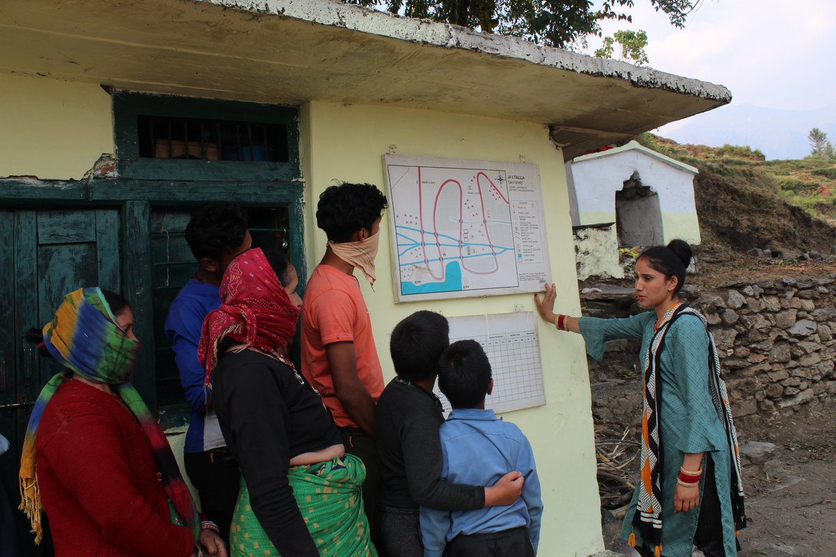 OneEarthBeat's tweet image. Sejuti's film shows Himalayan youth, trained as ‘Disaster Response Teams’ by NGO Pragya to work with local communities on participatory disaster management in remote mountain villages #oneearthbeath #RiskToResilience #GPDRR2022 #climatechange #grassroots earthbeat.youth4planet.com/stories/storie…