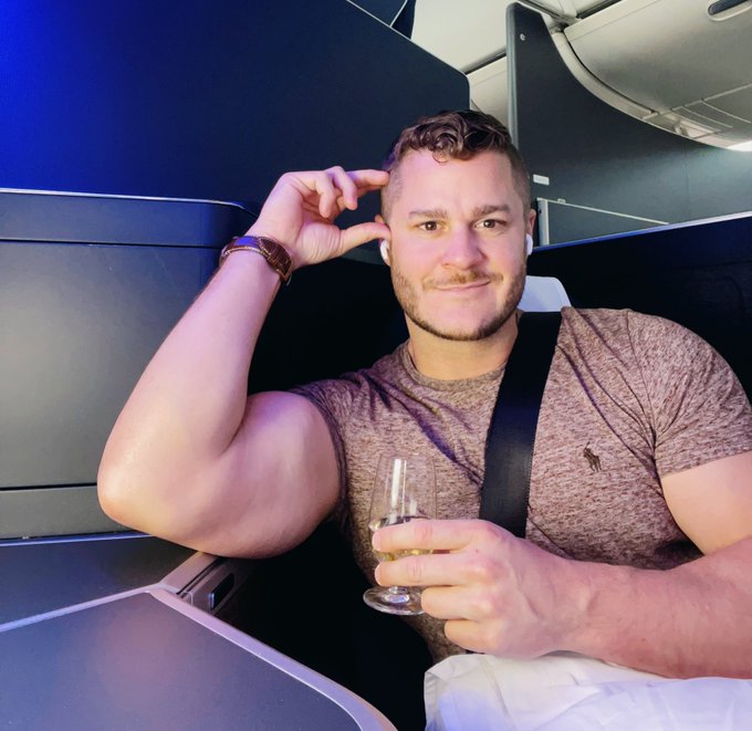 Thank you @British_Airways for a great experience today at Heathrow on my flight to America. From check<a class="tags" target="_blank" title="On Twitter" href="/?out=eyJ0eXAiOiJKV1QiLCJhbGciOiJIUzUxMiJ9.eyJpYXQiOjE3MjA4MzY3NDUsImlzcyI6InR3cG9ybnN0YXJzLmNvbSIsIm5iZiI6MTcyMDgzNjc0NSwiZXhwIjoxNzUyMzcyNzQ1LCJyZWRpcmVjdF91cmwiOiJodHRwczovL3R3aXR0ZXIuY29tL0JyaXRpc2hfQWlyd2F5cyJ9.eW_rhkk2rp5c9byefnW5j3ZeWG-Jb1gYLDA3OaFqJppcTM4qVvWG8ieMnwXAMYFPaRLwuZ52a-LKZM2x9jDKJA">@British_Airways</a><a href="/tag/greatestshowman"class="tags"><span>#greatestshowman</span></a>