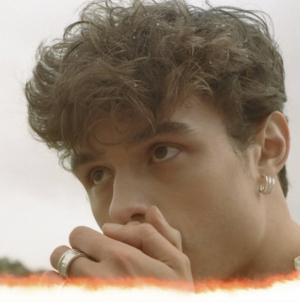 Celebrating the universality of our Modern Heirlooms.
Shop our Men's Edit at alighieri.com

#modernheirlooms #alighierijewellery