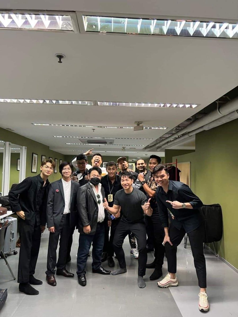 NeungSonic's tweet photo. จบลงแล้วนะครับ สำหรับรายการศึกมายากล ขอบคุณทีมงานเวิร์คพอยท์ทั้งเบื้องหน้า เบื้องหลัง ที่ทำให้มีรายการนี้ ขอบคุณผู้ชมที่คอยติดตามเชียร์ ขอบคุณทีมโพดำ คู่แข่งที่สมศักดิ์ศรี และขอบคุณทีมโพแดงของผม ทุกคนสุดยอดมากครับ
แล้วพบกันใหม่ครับ
#ทีมโพแดง ♥️
#MagicWars #ศึกมายากล #Workpoint23 https://t.co/EXfp5hlEUw