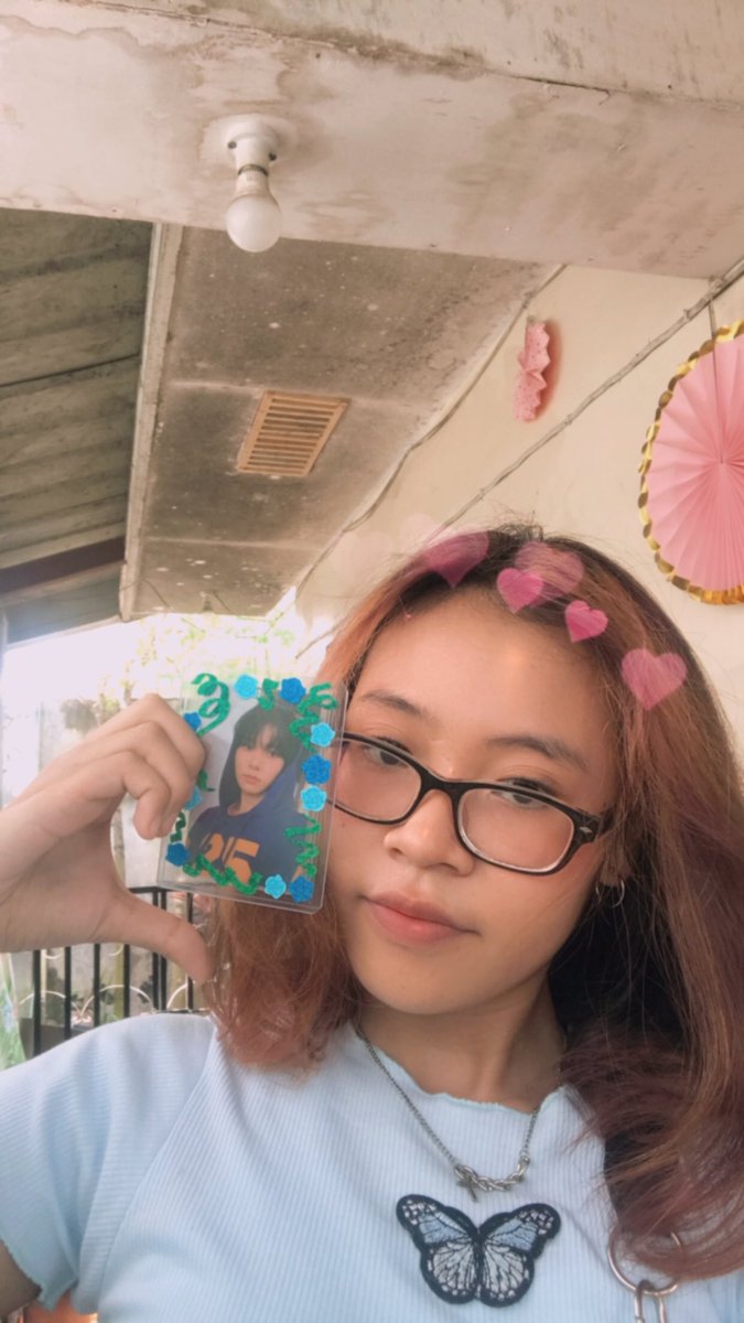 winhyuckk's tweet photo. proof of life 👍🏼 https://t.co/EqD9w1hdtQ
