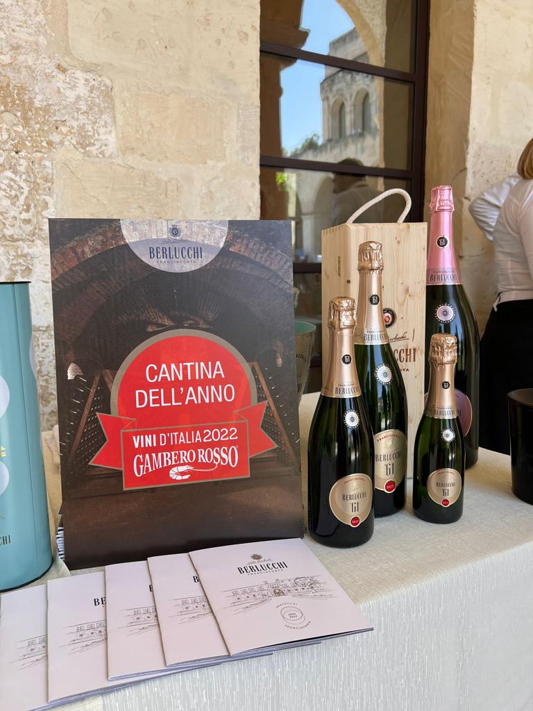 BerlucchiWine's tweet photo. La meravigliosa cornice del Chiostro del Domenicani ha ospitato i nostri Franciacorta in un incontro di  eccellenze fuori dal coro #foodexp #franciacorta https://t.co/QM4jZ5cwc8