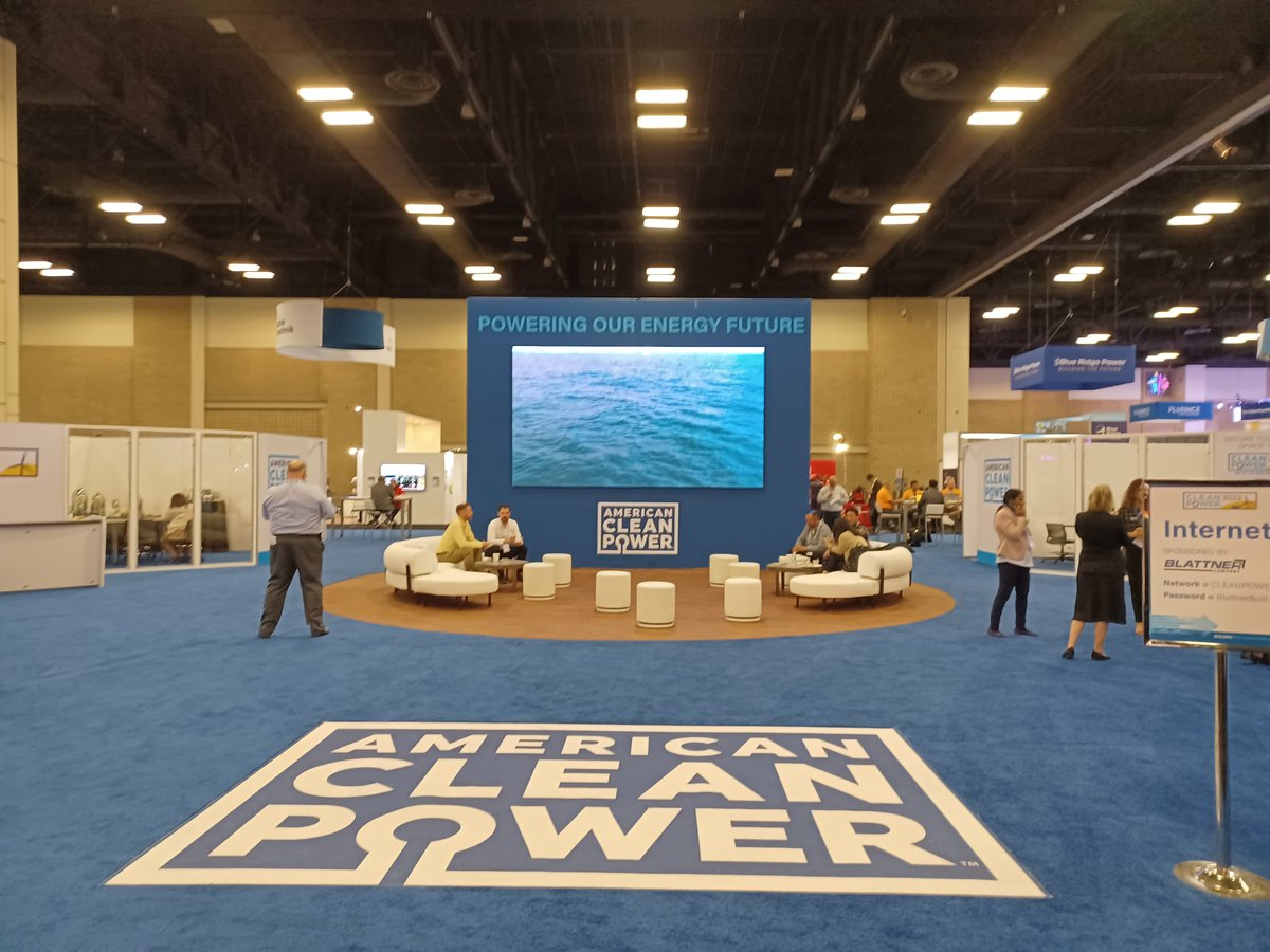 It was fantastic to get the opportunity to attend the #cleanpower2022 last week in San Antonio! It was great to meet new faces and create future opportunities! It was a week of week of learning, networking, and innovation.

#crane #windpower #windturbine #heavylift #safelift